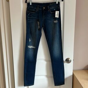 NWT - BLANK NYC SKINNY JEANS - SIZE 26